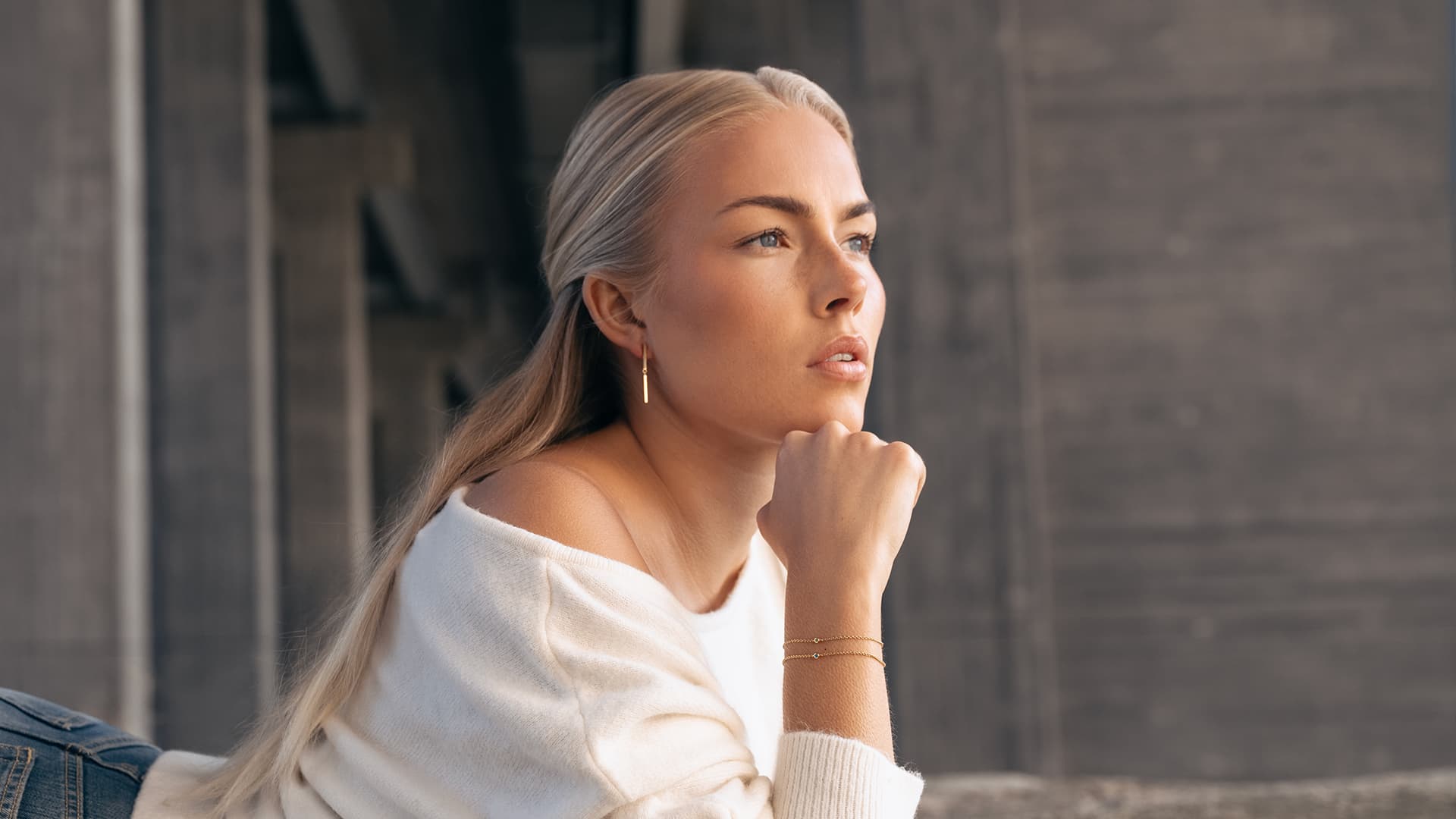 https://a.storyblok.com/f/329822/1920x1080/6c248ffb12/16x9-micro-blink_classy_2.jpg