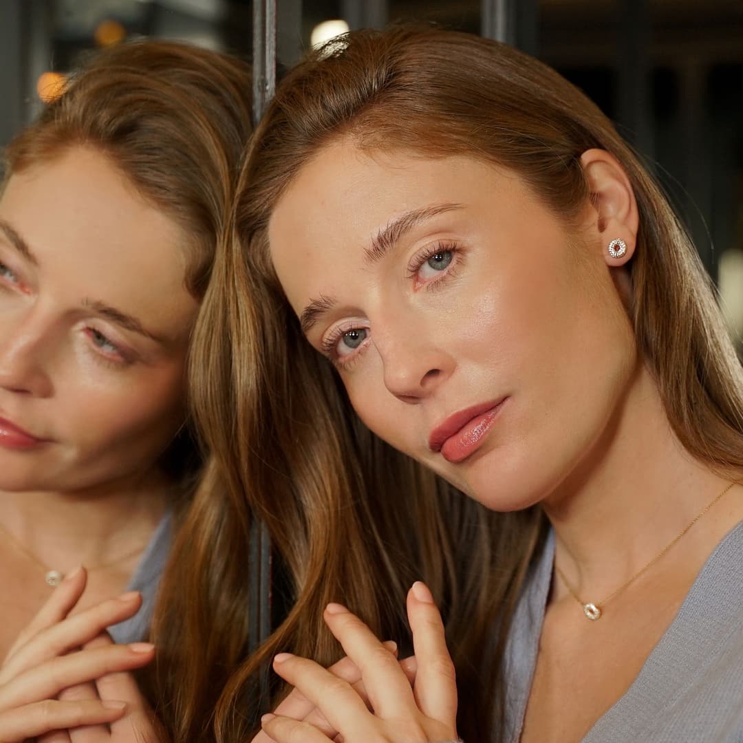 Lifesaver & Stars Ear