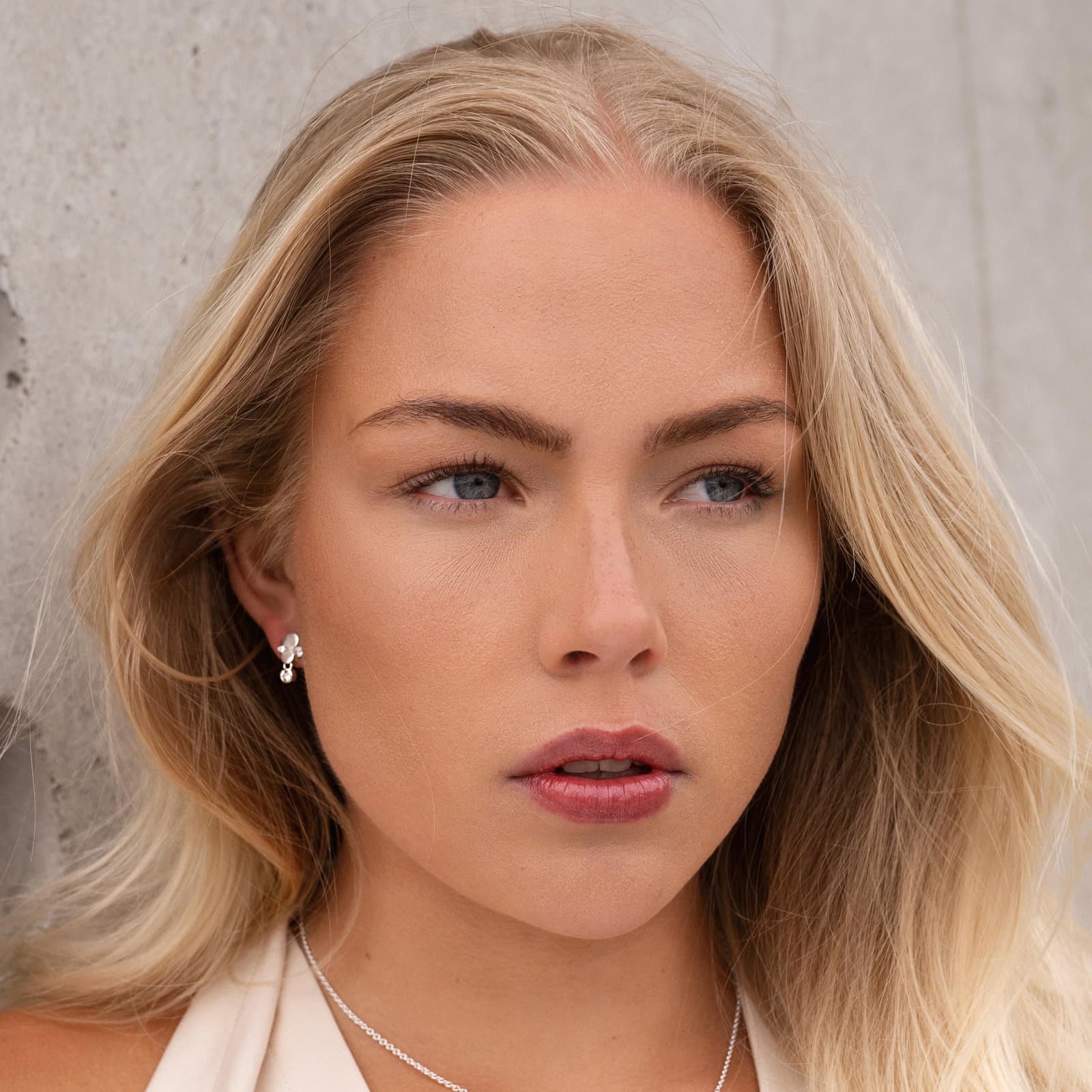 Little Little Champagne Ear - undefined 2 - Efva Attling