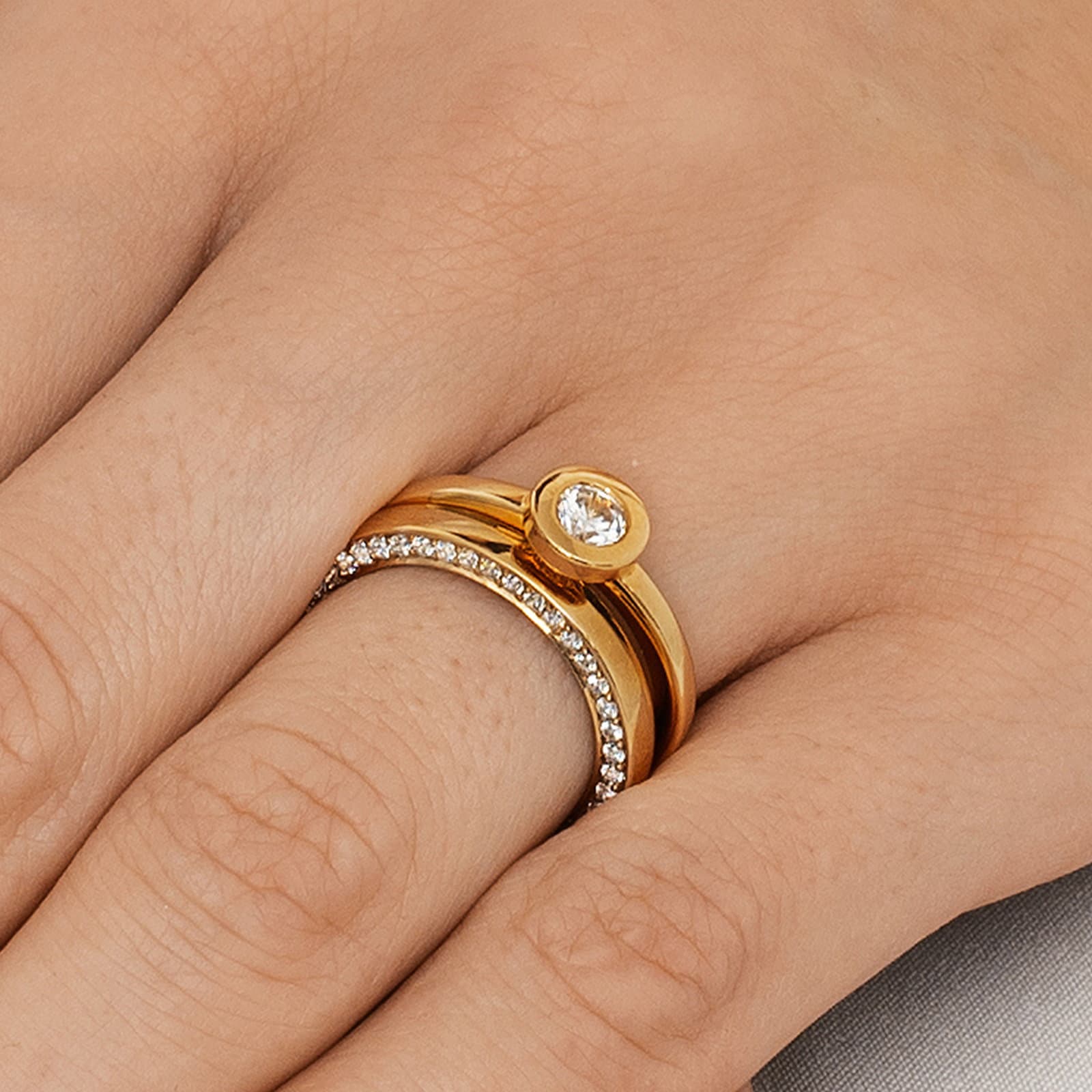 Half Half Round & Stars On Side Ring - undefined 5 - Efva Attling