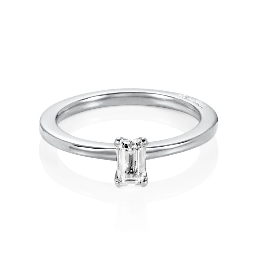 Emerald Star Ring 0.40 ct