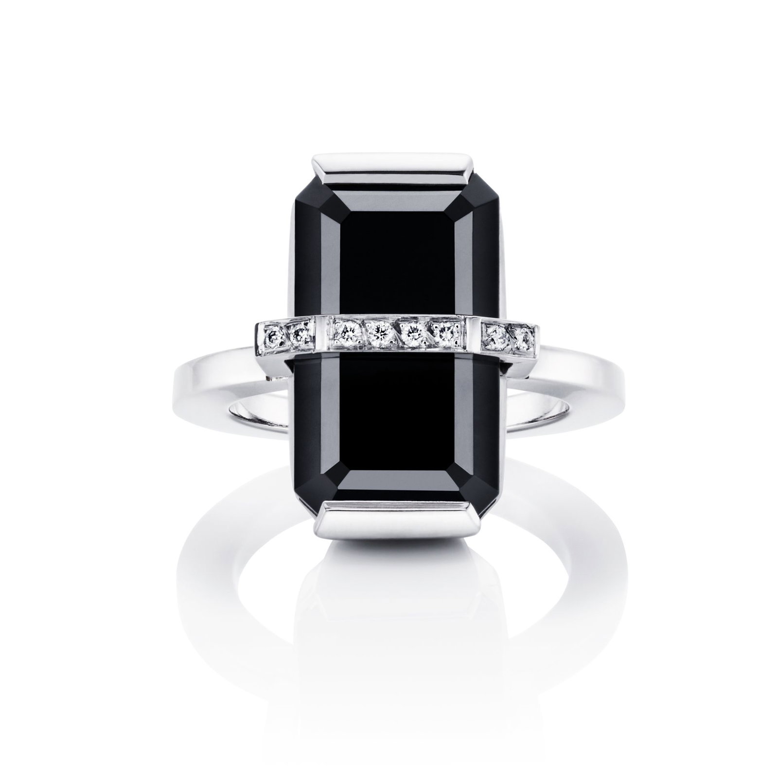 Bend Over Ring – Onyx.