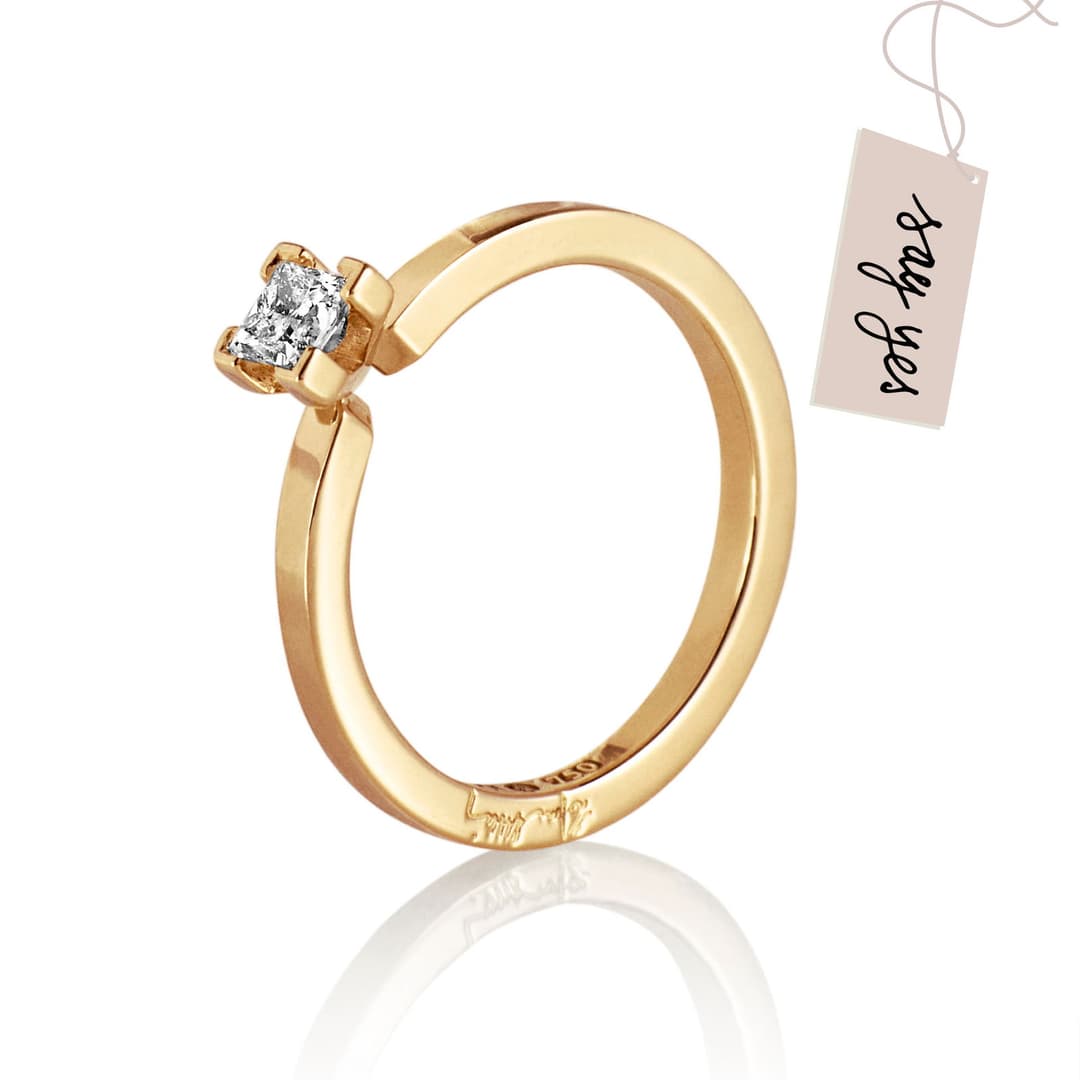 Solo Star Ring 0.30 ct