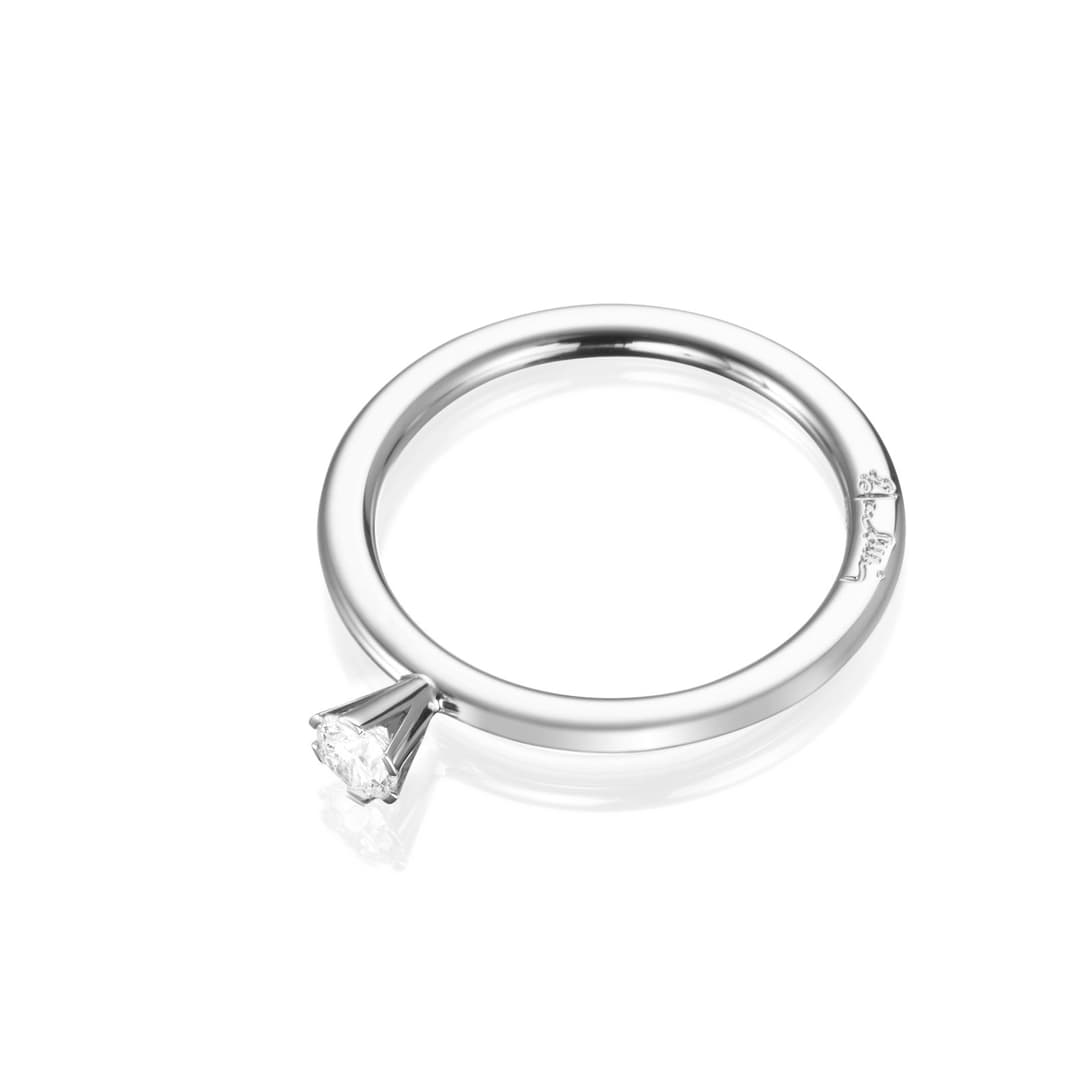 High On Love Ring 0.19 ct