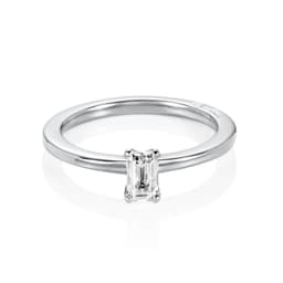 Emerald Star Ring 0.40 ct