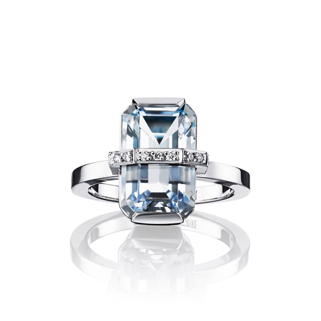 Little Bend Over Ring - Aquamarine