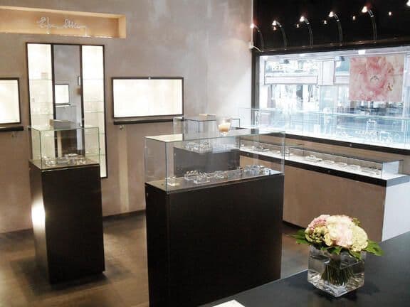 Efva Attling Kungsgatan store